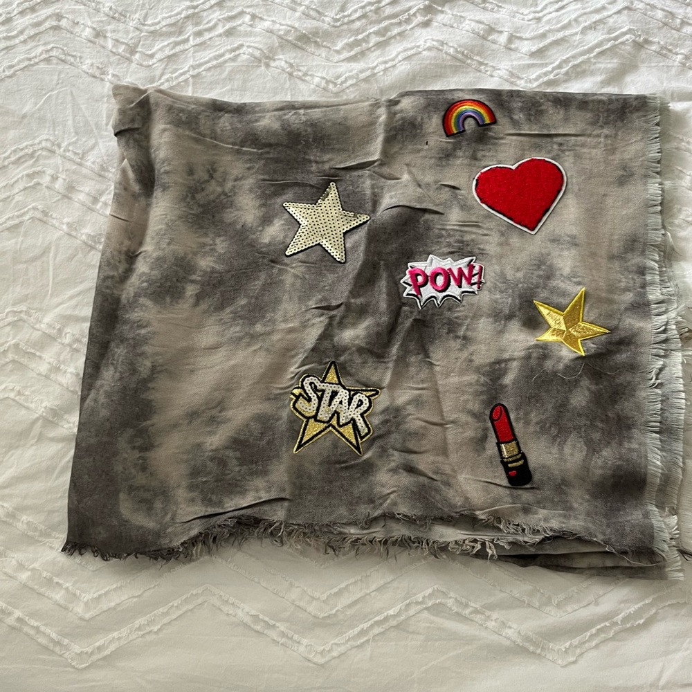 NWT Grey Tie Dye Scarf with Patches